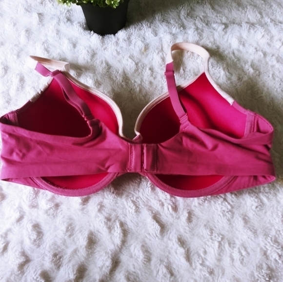 Victoria's‎ Secret Lined perfect coverage pink bra - Picture 5 of 7